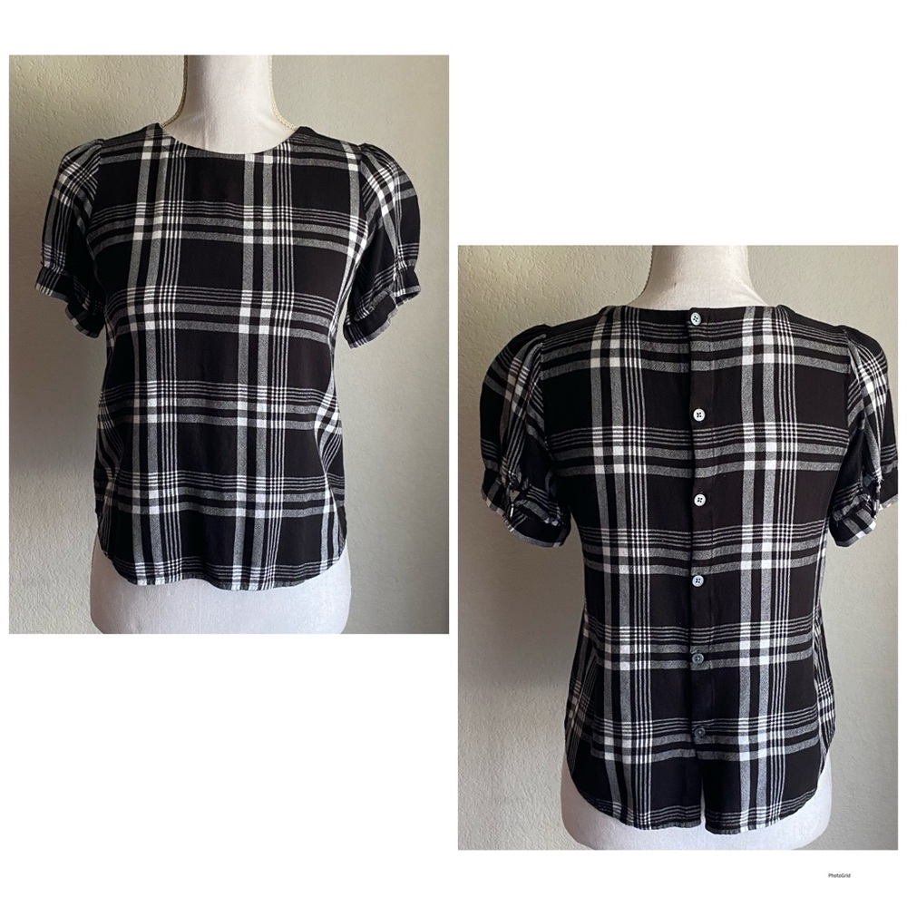 LOFT Black and White Plaid Short Sleeve Blouse